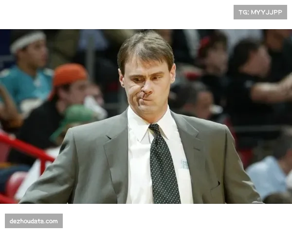 步行者主帅卡莱尔专访：阐述其进攻体系中“动态空间”与突破路径的关系